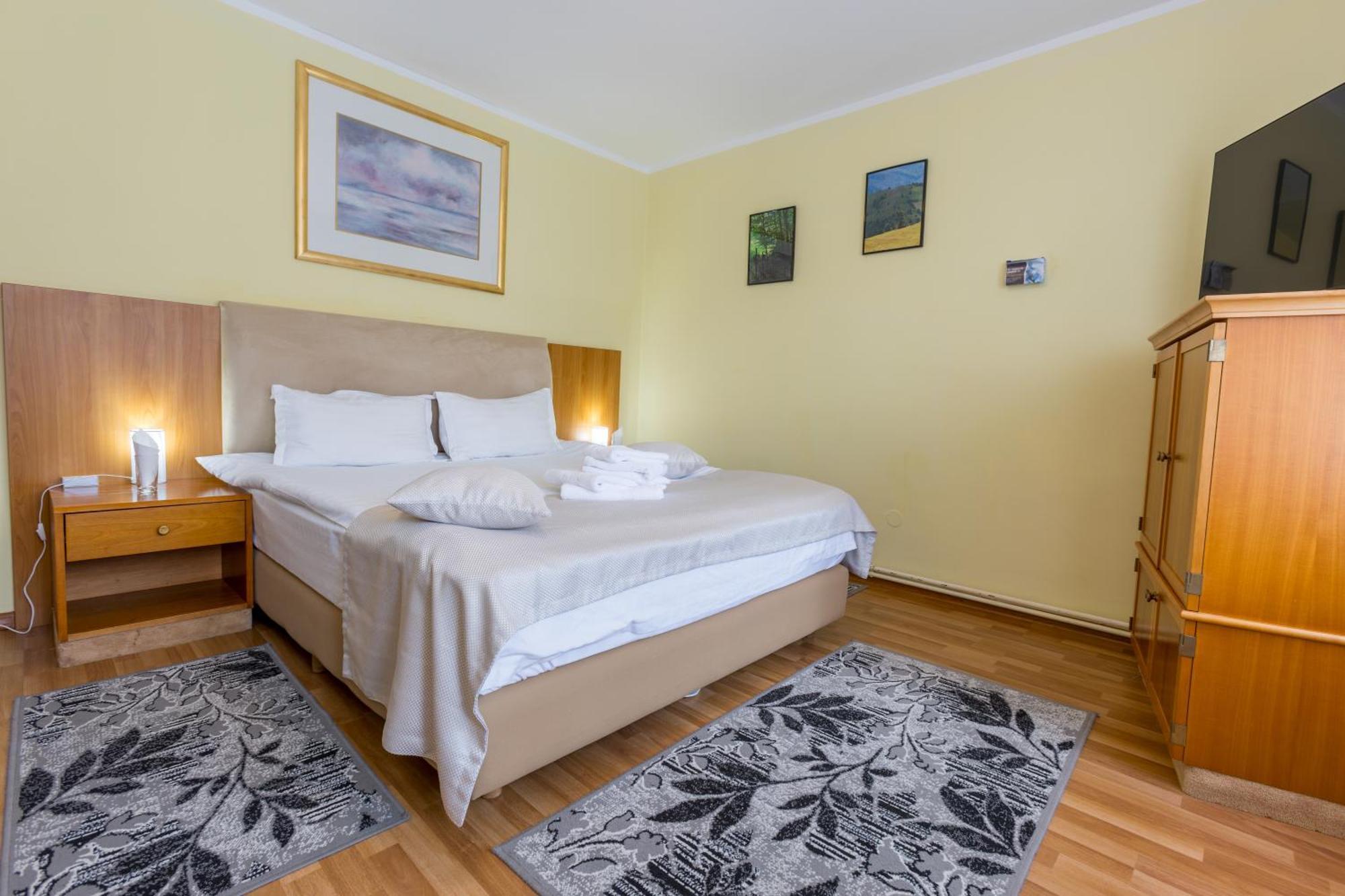 Vila Pinul Si Mesteacanul Poiana Brașov Zewnętrze zdjęcie